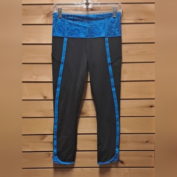 lululemon athletica Pants - Lululemon Capri Workout Leggings Size 6
